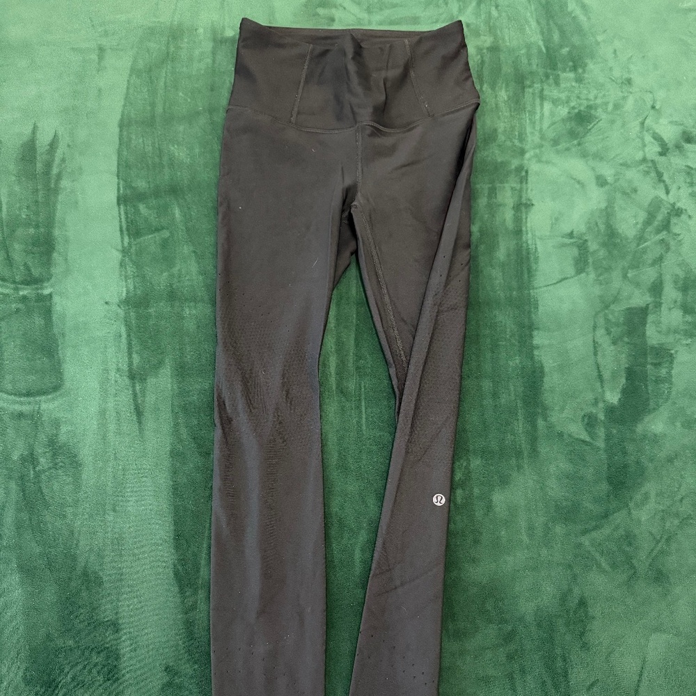 LULULEMON compression leggings
